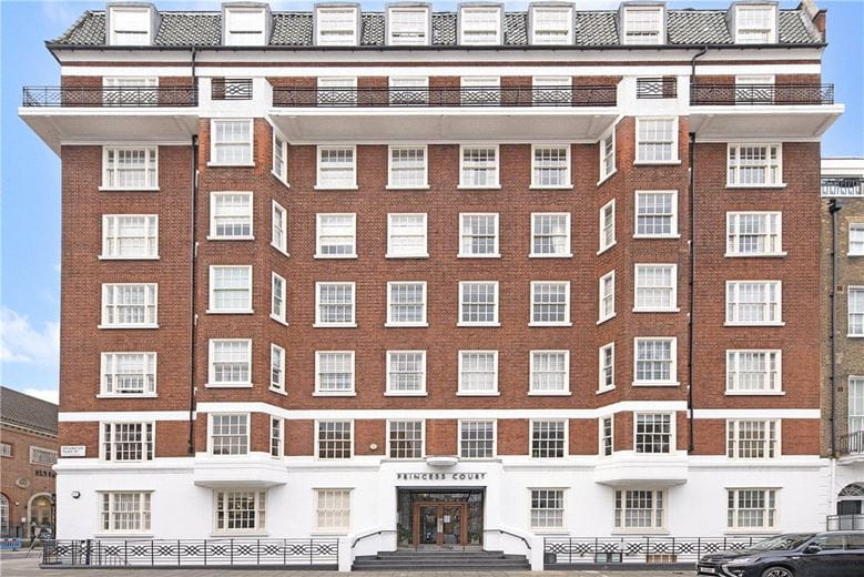 2 bedroom flat, Bryanston Place, Marylebone W1H - Sold