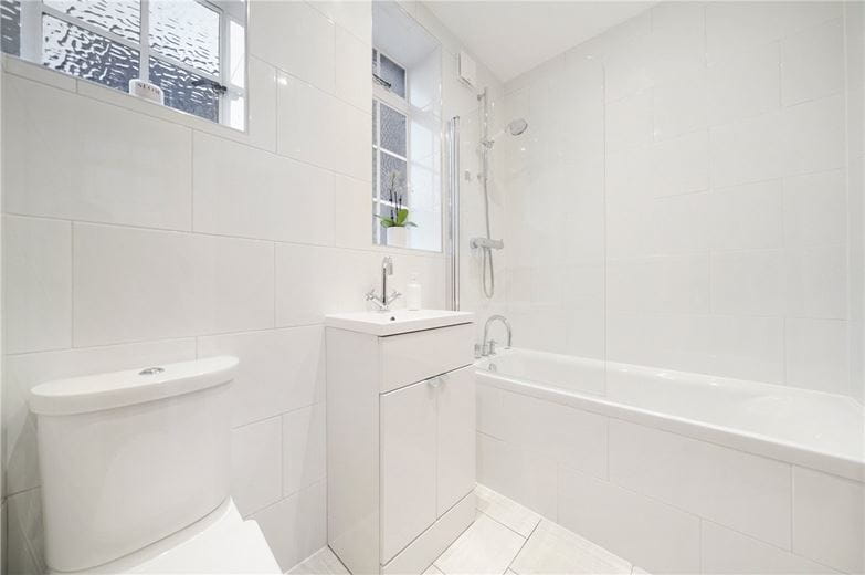  bedroom flat, St. Vincent Street, London W1U - Available