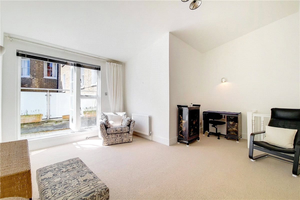 2 bedroom house, Wimpole Mews, Marylebone W1G - Available