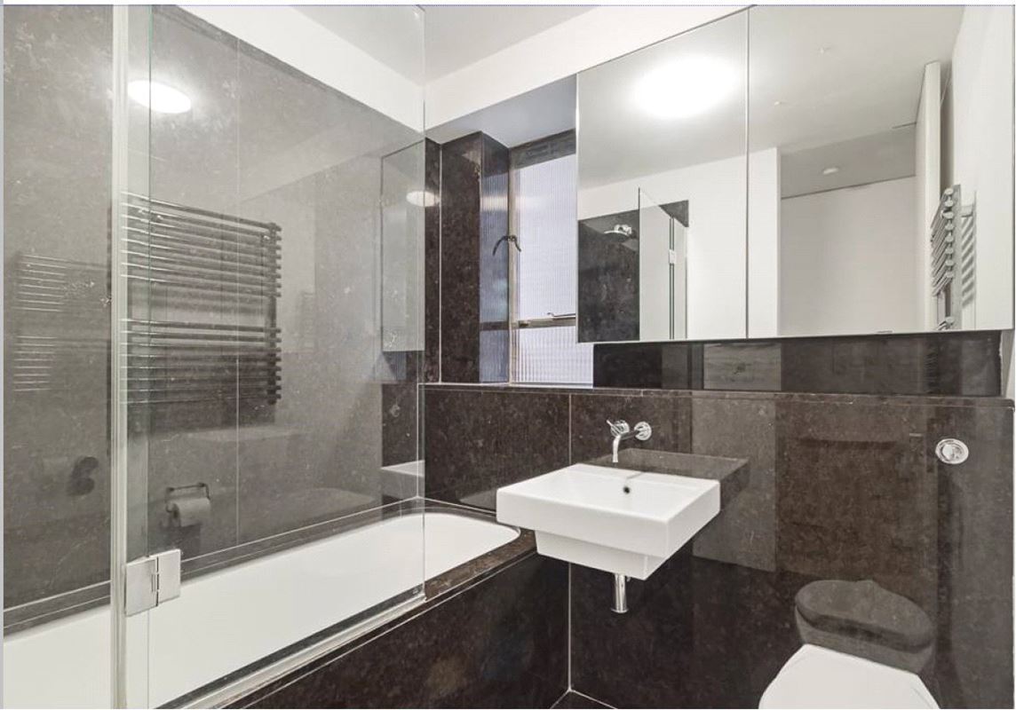 1 bedroom flat, Wimpole Street, London W1G - Available