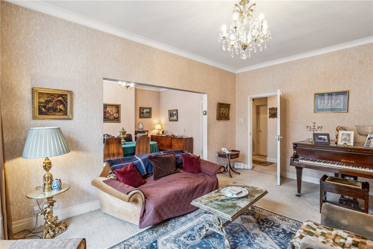 3 bedroom flat, New Cavendish Street, London W1G - Sold