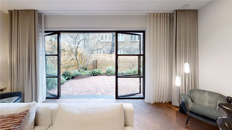 4 bedroom flat, Devonshire Place, Marylebone W1G - Available