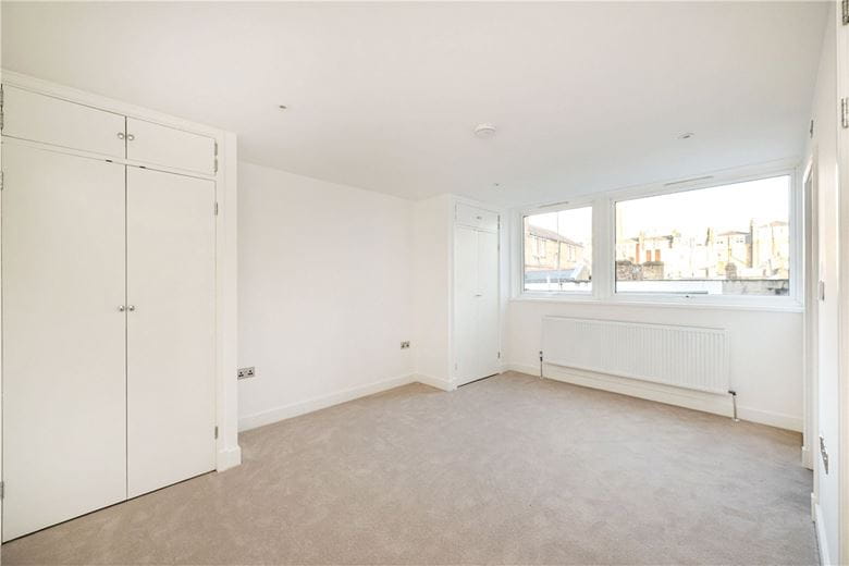 3 bedroom flat, William Mews, Belgravia SW1X - Available