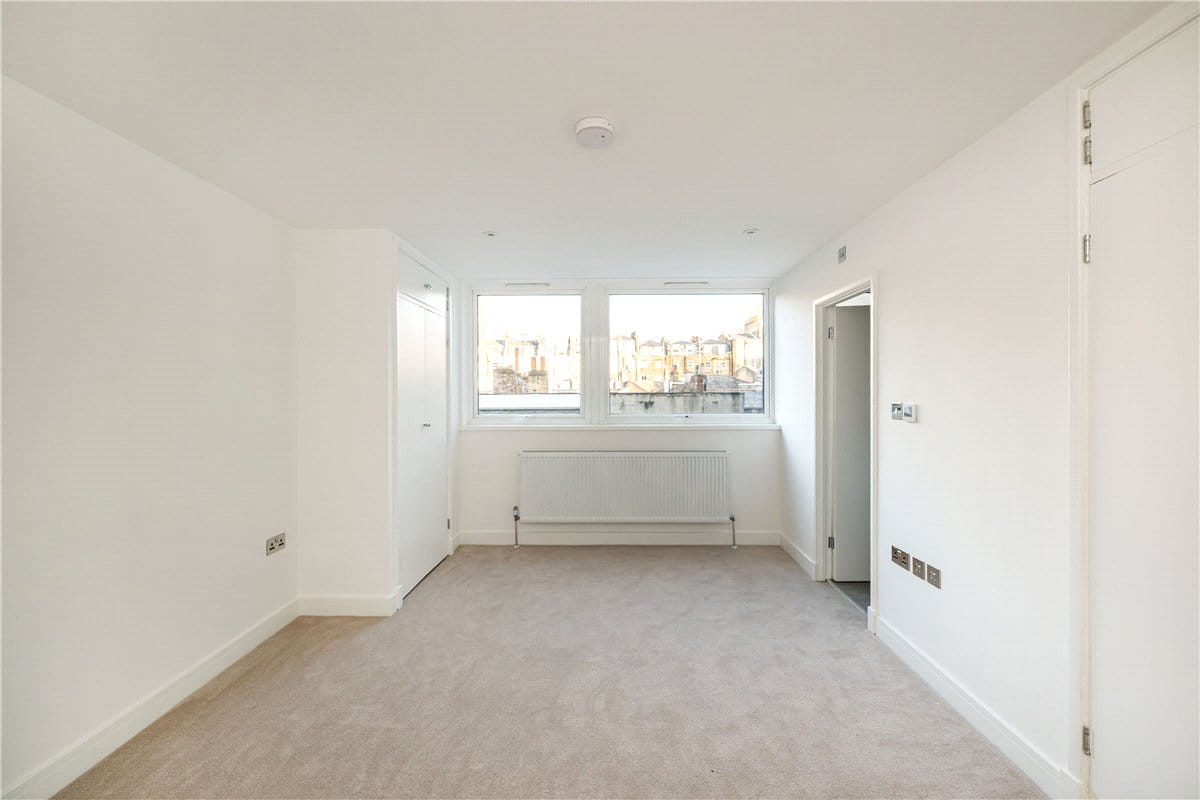 3 bedroom flat, William Mews, Belgravia SW1X - Available