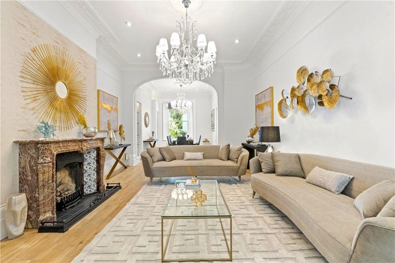 3 bedroom flat, Stanhope Gardens, South Kensington SW7 - Let Agreed