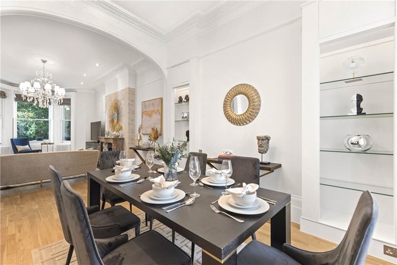 3 bedroom flat, Stanhope Gardens, South Kensington SW7 - Let Agreed