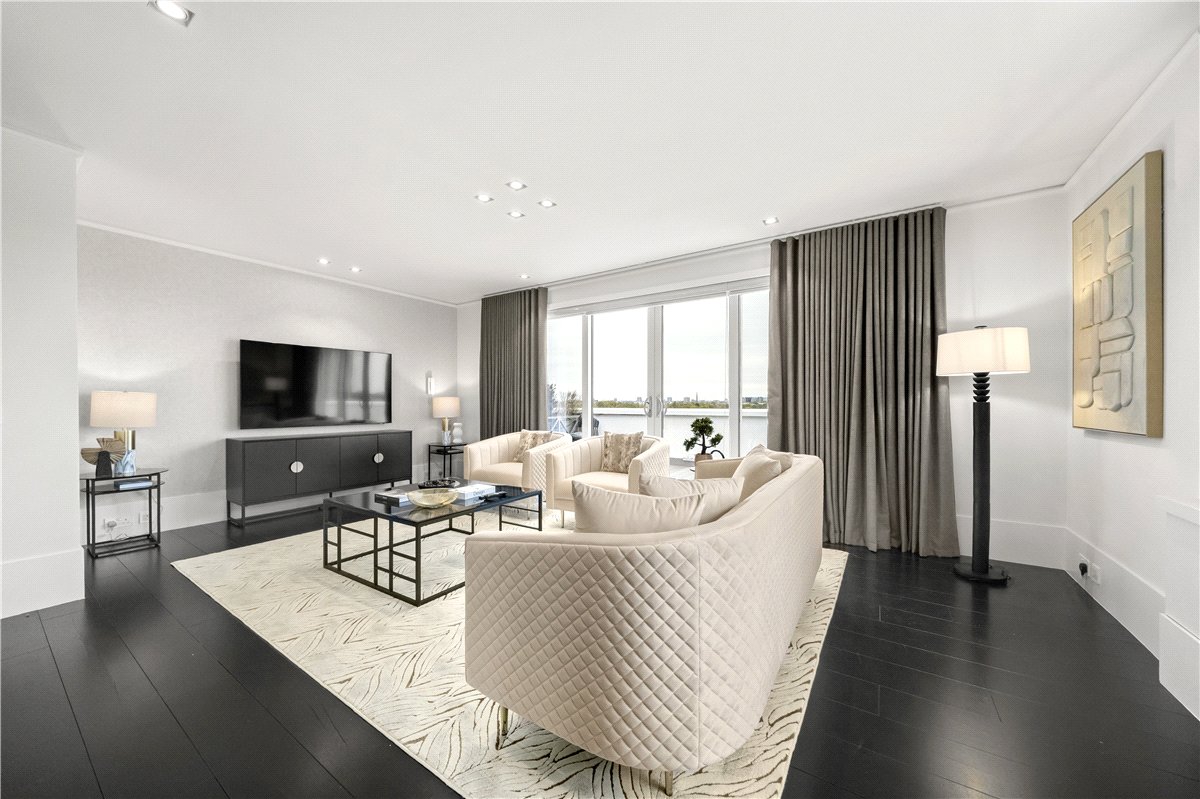 4 bedroom flat, Kingston House South, Ennismore Gardens SW7 - Let Agreed