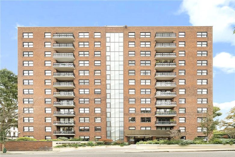 4 bedroom flat, Kingston House South, Ennismore Gardens SW7 - Let Agreed