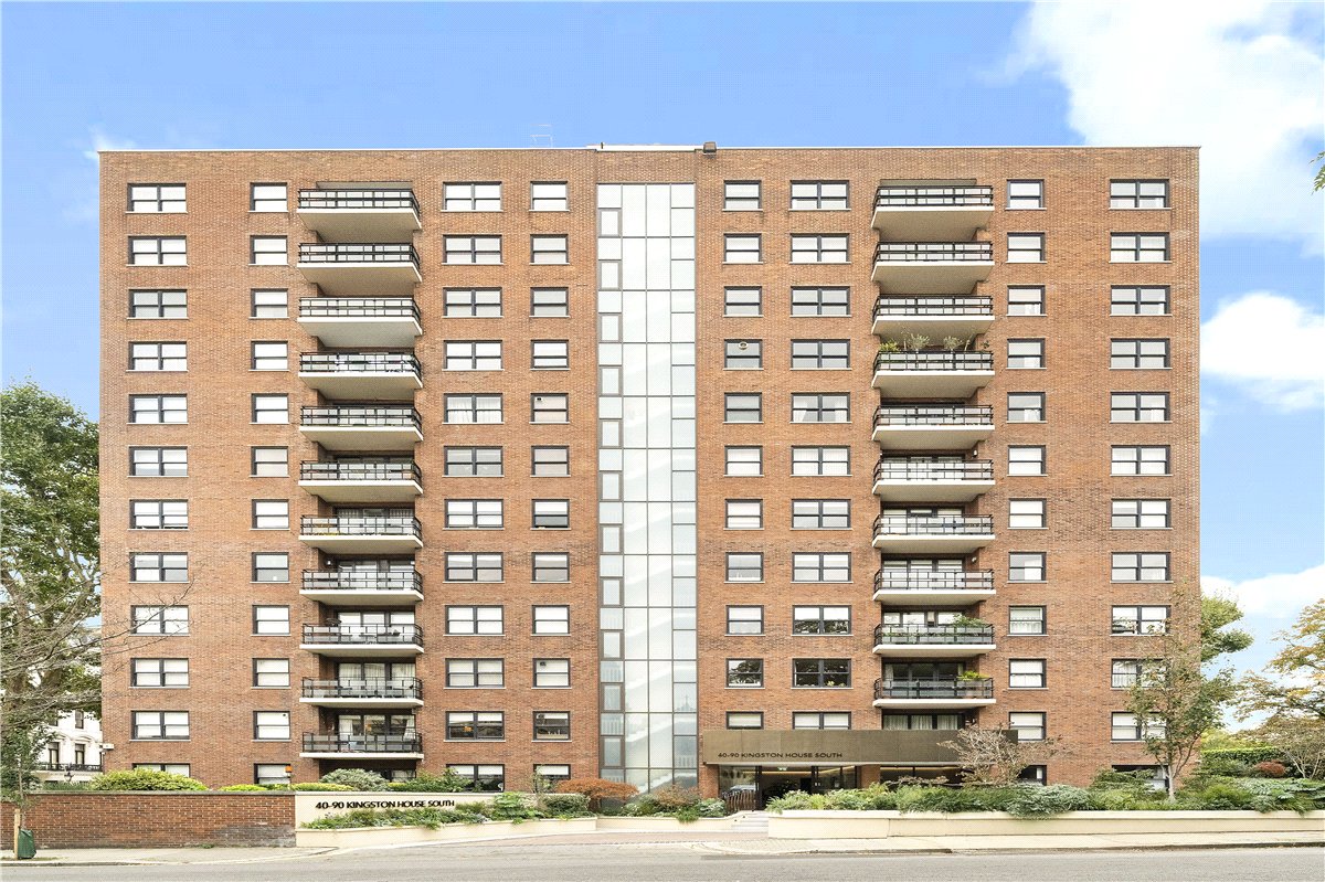 4 bedroom flat, Kingston House South, Ennismore Gardens SW7 - Let Agreed