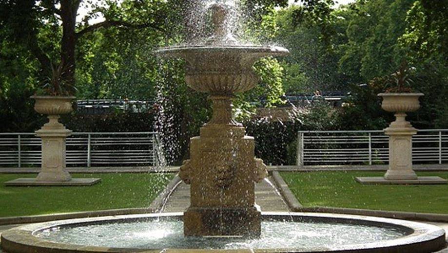 3 bedroom flat, 3 Bedroom Apartment, Arlington House SW1A - Available