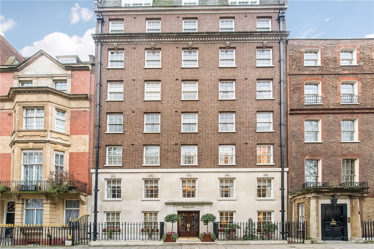 3 bedroom flat, Upper Grosvenor Street, Mayfair W1K - Available