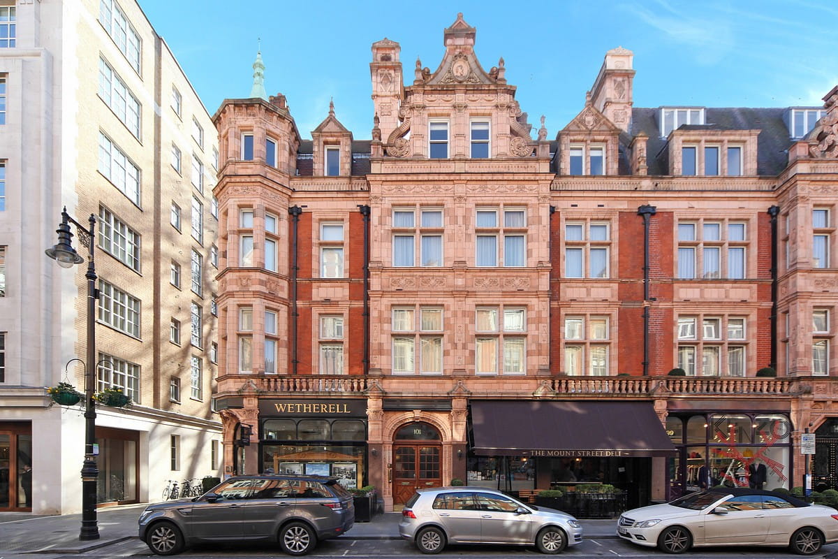 1 bedroom flat, Mount Street, Mayfair W1K