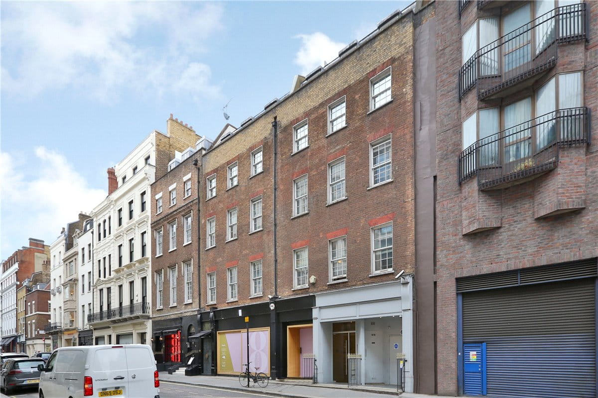 2 bedroom flat, Dover Street, Mayfair W1S - Available