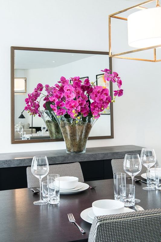 1 bedroom flat, Duke Street, Mayfair W1K - Available