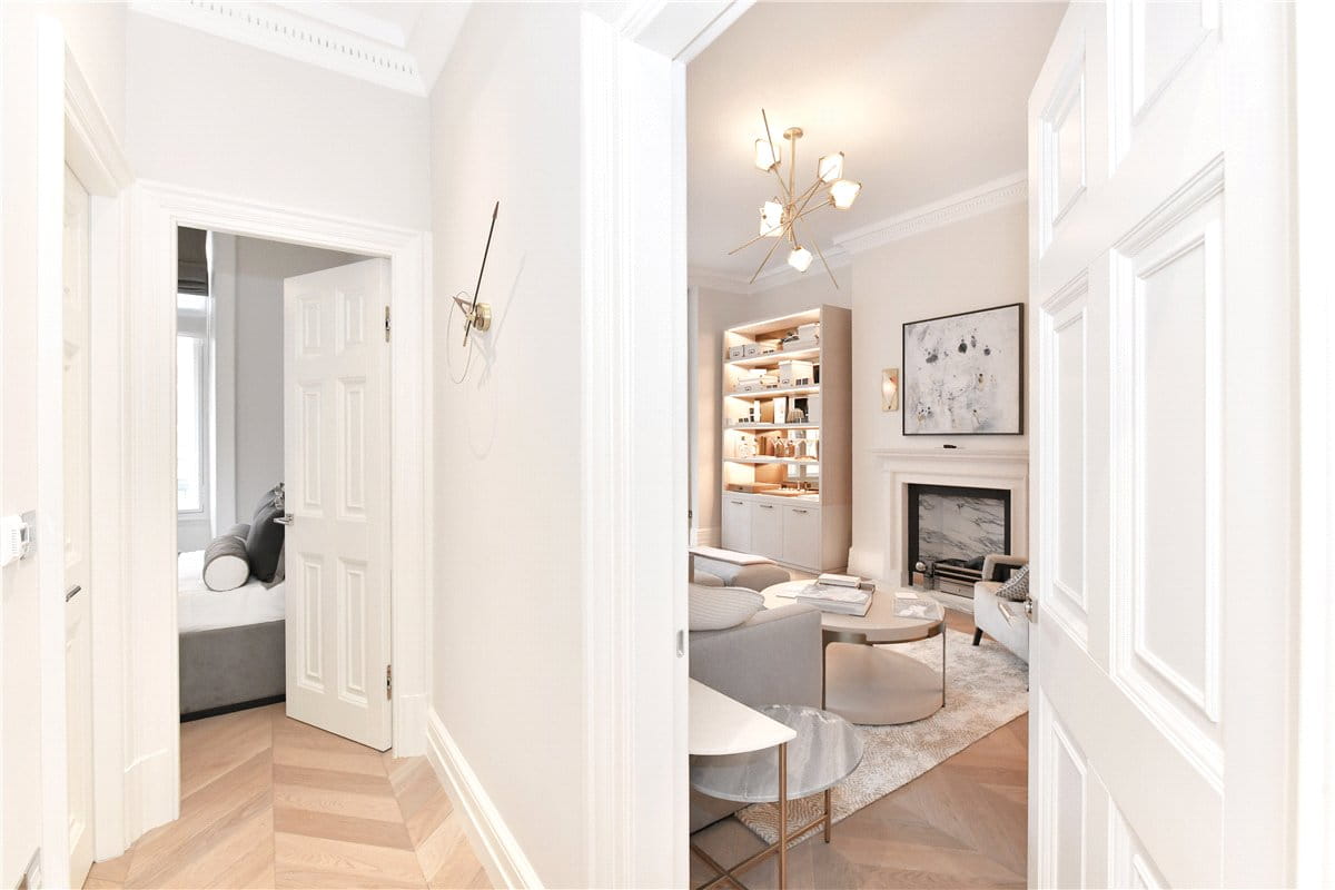 2 bedroom flat, Mount Street, Mayfair W1K