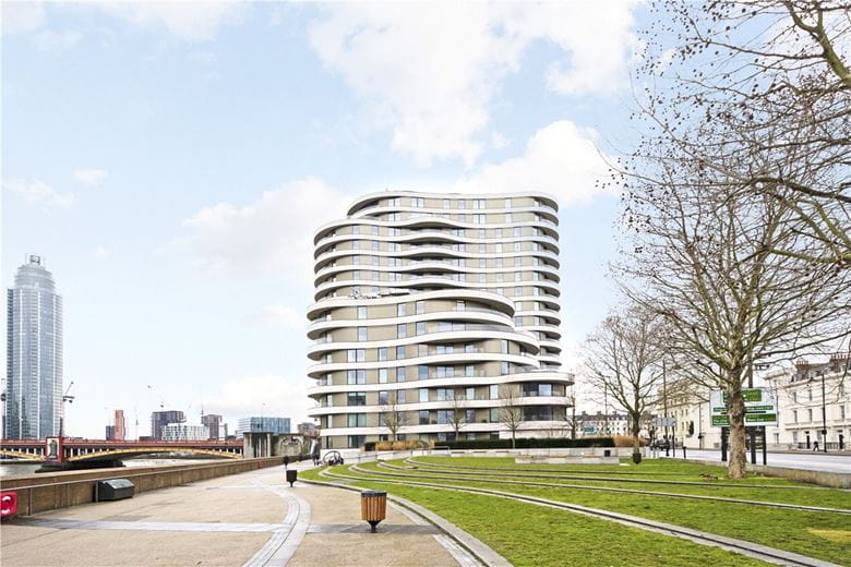 2 bedroom flat, Millbank, Westminster SW1P - Available