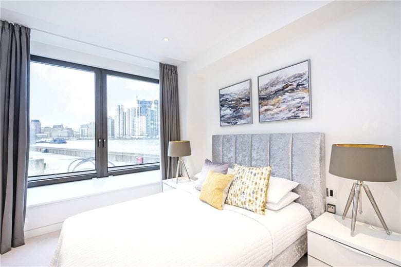 2 bedroom flat, Millbank, Westminster SW1P - Available