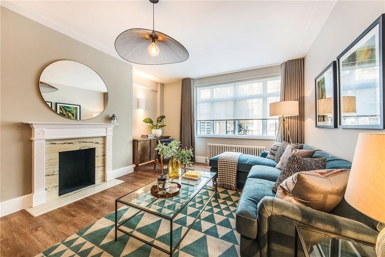 1 bedroom , Richmond Court, 200 Sloane Street SW1X - Available