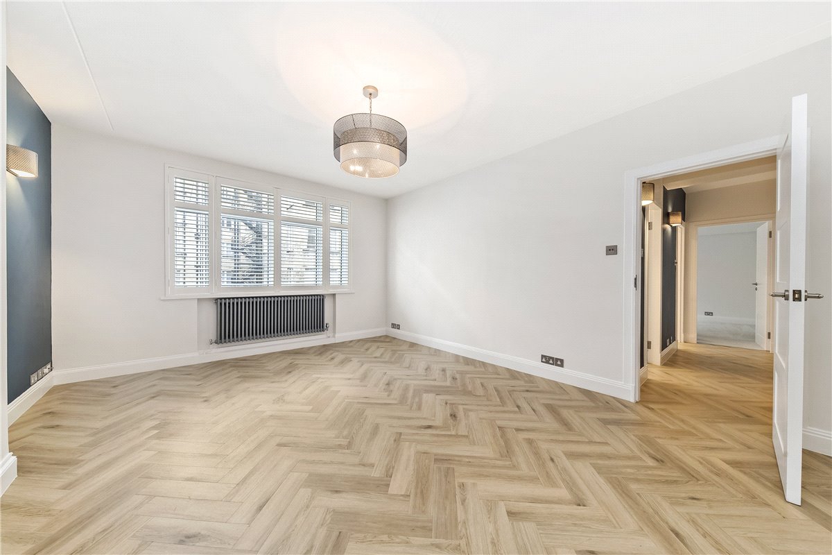 1 bedroom , Richmond Court, 200 Sloane Street SW1X - Available