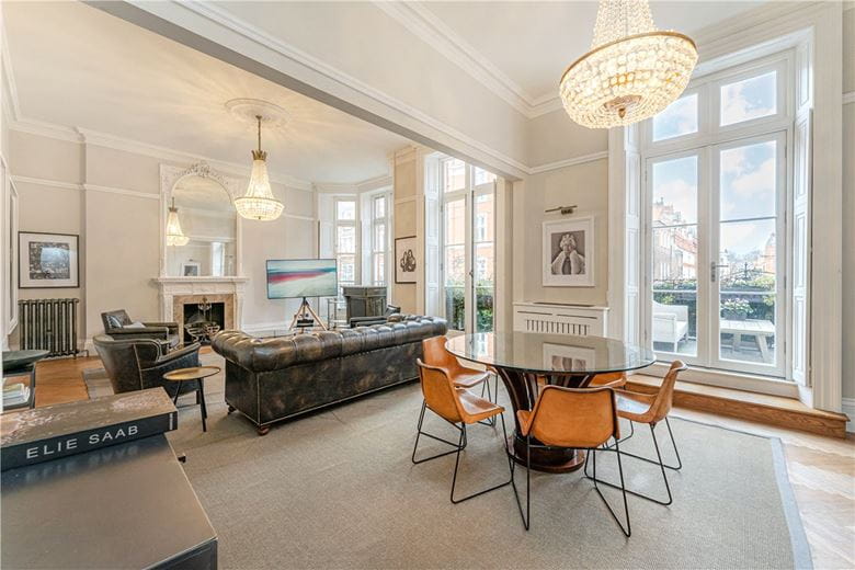 3 bedroom house, North Audley Street, London W1K - Available