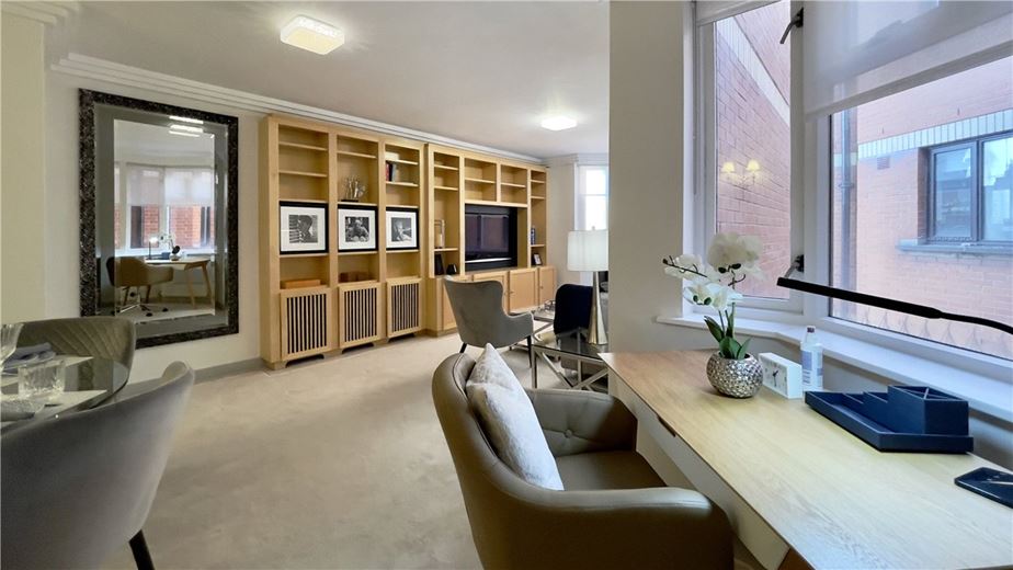 2 bedroom flat, Bourdon Street, Mayfair W1K - Available