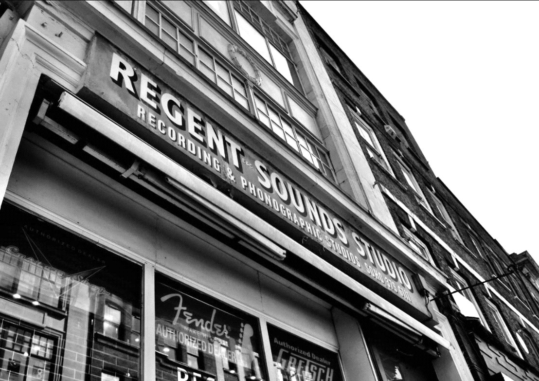 2 bedroom flat, Denmark Place, London WC2H - Available