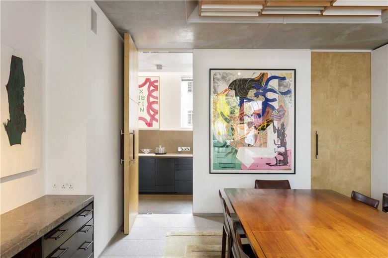 6 bedroom flat, Eaton Place, Belgravia SW1X - Available