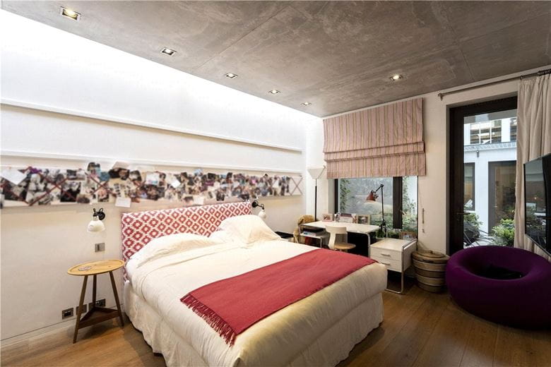 6 bedroom flat, Eaton Place, Belgravia SW1X - Available