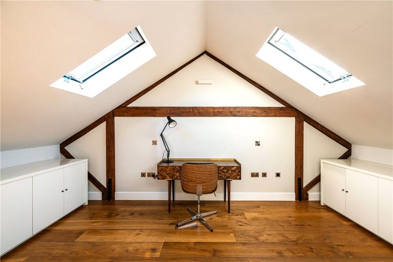 6 bedroom house, Chesterfield Hill, Mayfair W1J - Available