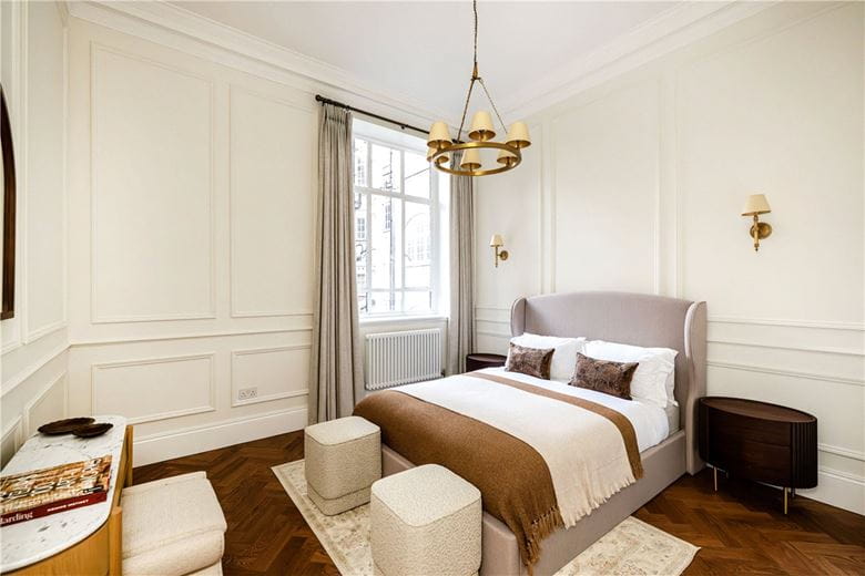 1 bedroom flat, Upper Brook Street, Mayfair W1K - Let Agreed