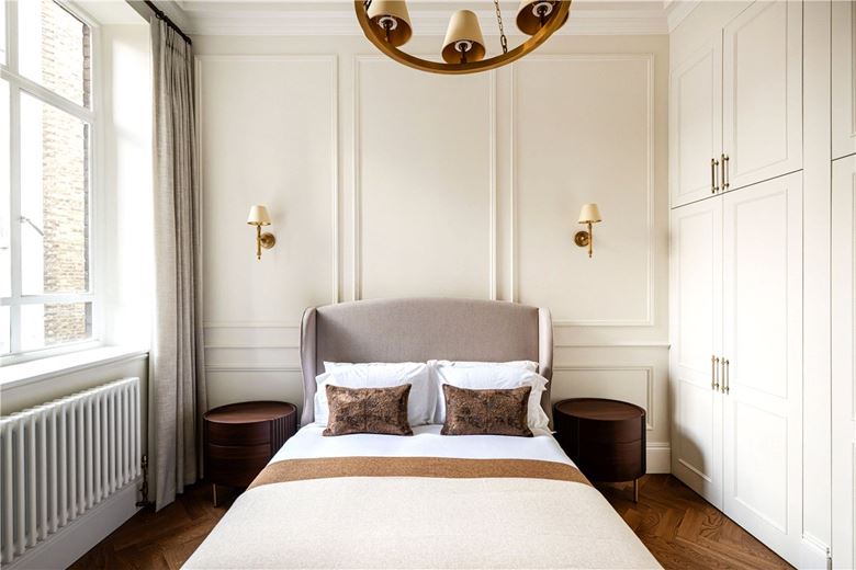 1 bedroom flat, Upper Brook Street, Mayfair W1K - Let Agreed