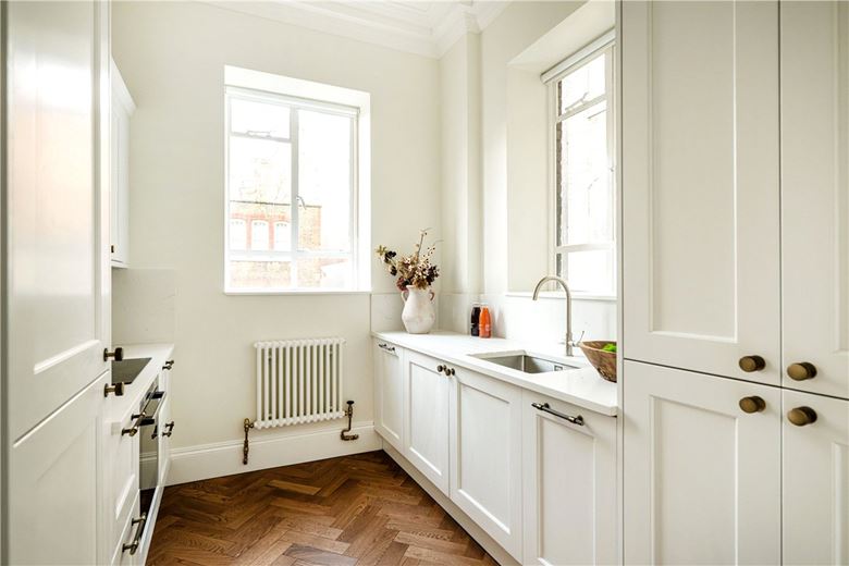 1 bedroom flat, Upper Brook Street, Mayfair W1K - Let Agreed
