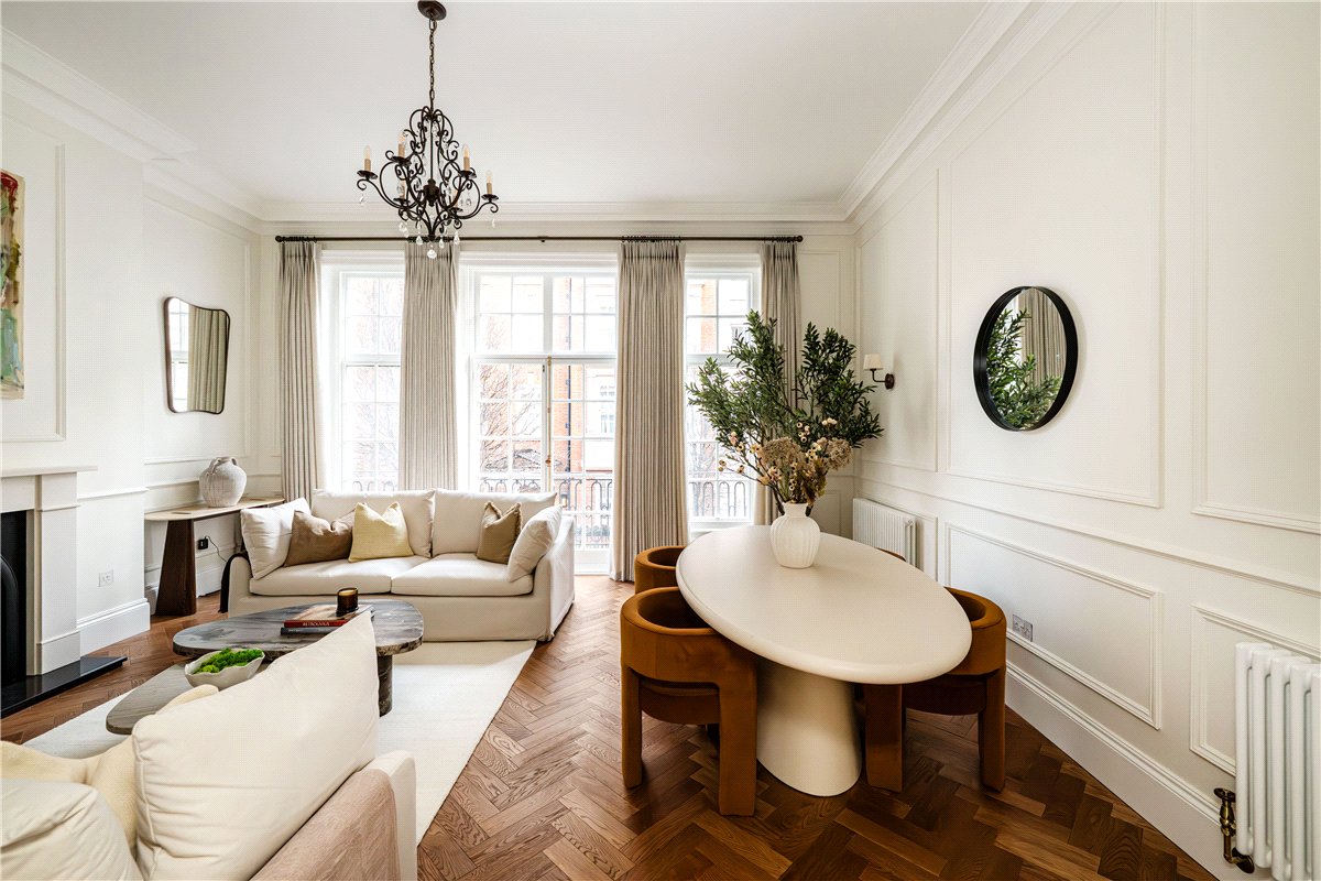1 bedroom flat, Upper Brook Street, Mayfair W1K - Let Agreed