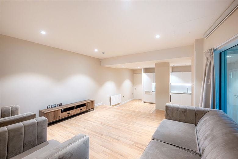 2 bedroom , Star Yard, London WC2A - Available