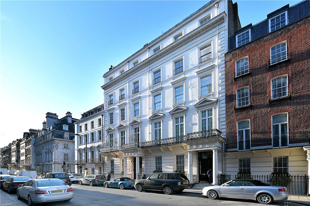 4 bedroom flat, Upper Grosvenor Street, Mayfair W1K - Available