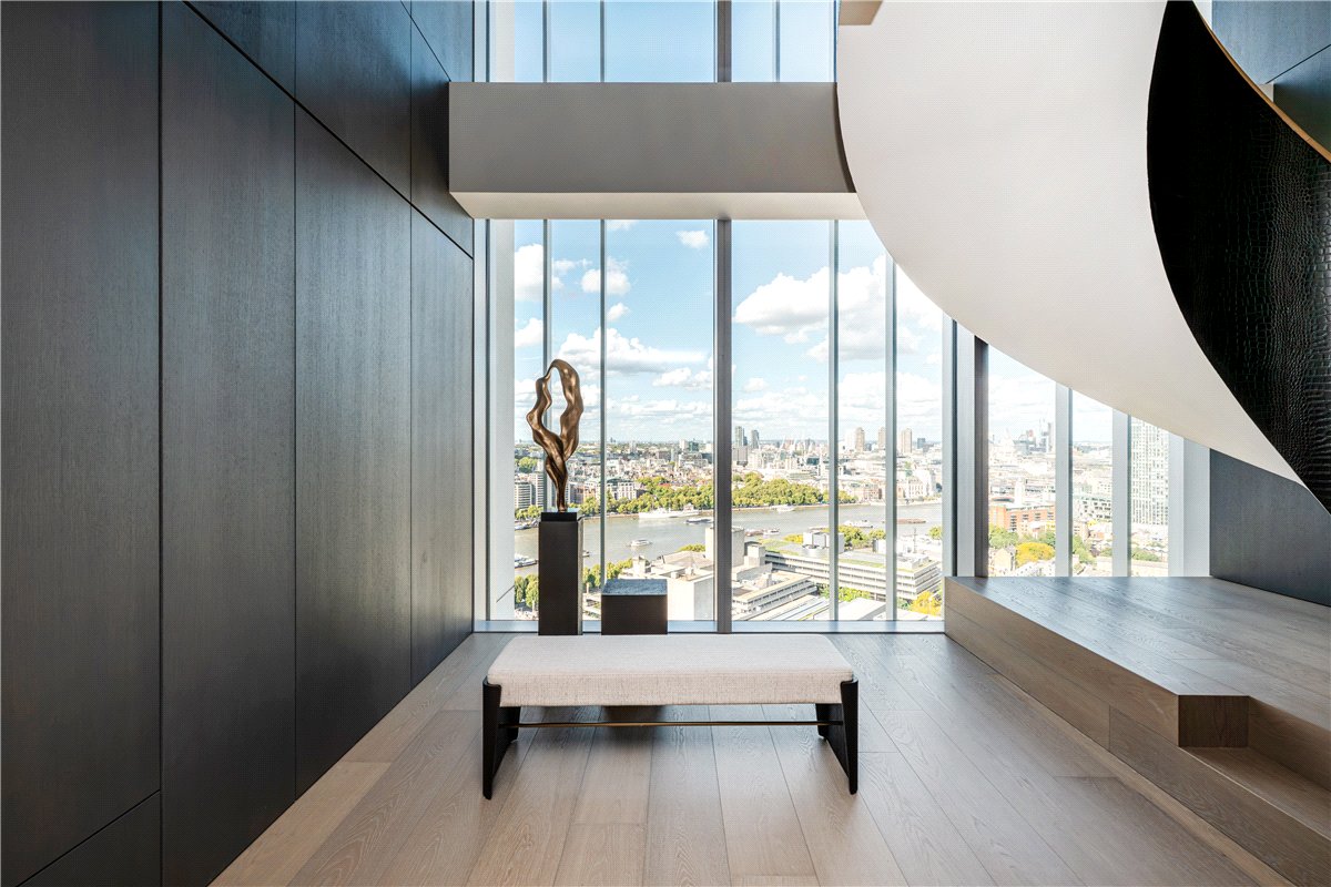 5 bedroom flat, Casson Square, London SE1 - Available