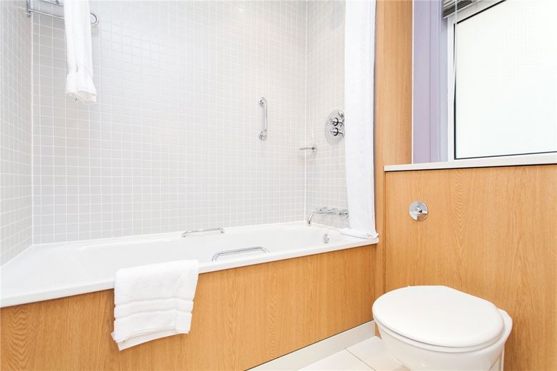1 bedroom flat, St. Christopher's Place, Marylebone W1U - Available