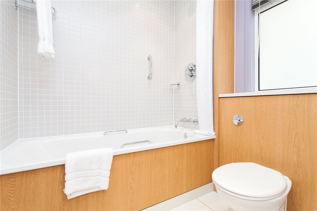 1 bedroom flat, St. Christopher's Place, Marylebone W1U - Available