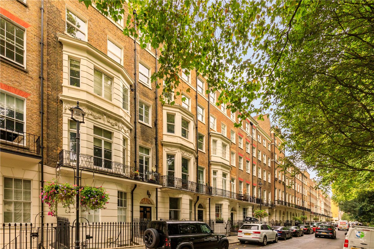 5 bedroom house, Montagu Square, London W1H - Let Agreed