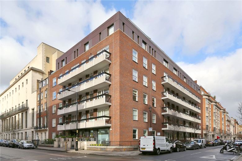 2 bedroom flat, Weymouth Street, Marylebone W1W - Available