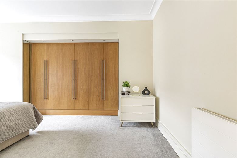2 bedroom flat, Welbeck Street, Marylebone W1G - Available