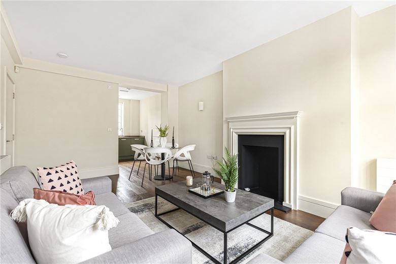 2 bedroom flat, Welbeck Street, Marylebone W1G - Available