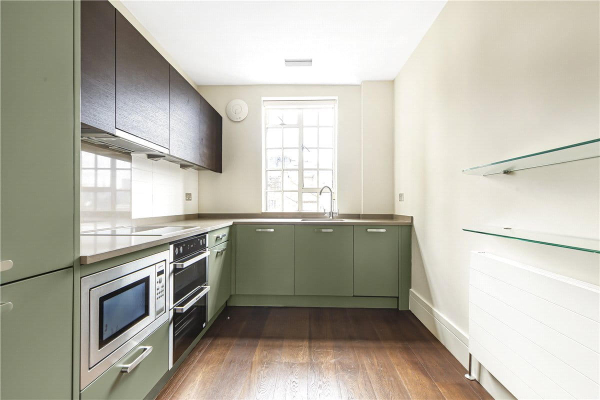 2 bedroom flat, Welbeck Street, Marylebone W1G - Available