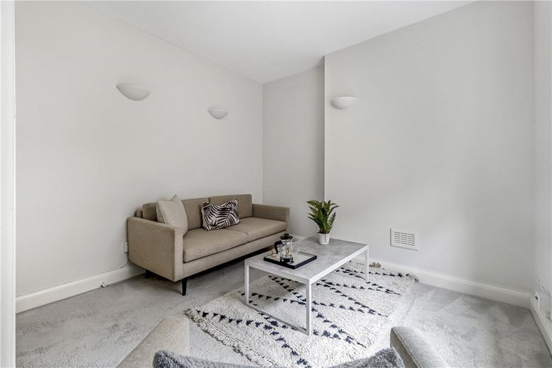 1 bedroom flat, Block J, Ossington Buildings W1U - Available