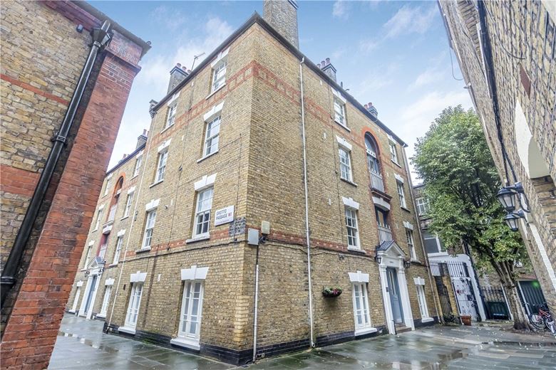 1 bedroom flat, Block J, Ossington Buildings W1U - Available