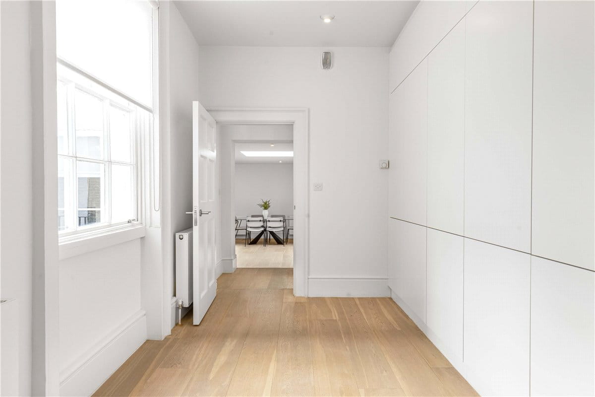 4 bedroom flat, Devonshire Place, Marylebone W1G - Available