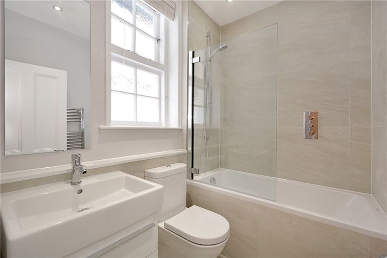 2 bedroom house, Gloucester Place Mews, Marylebone W1U - Let Agreed