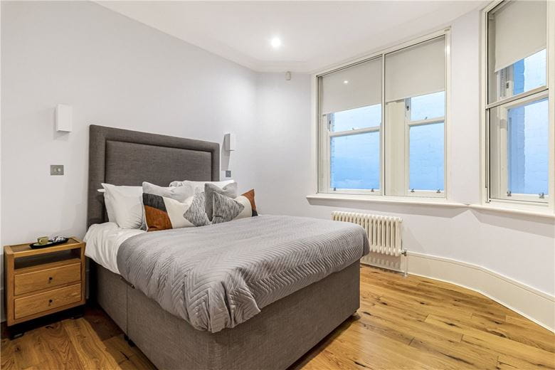 2 bedroom flat, Devonshire Place, Marylebone W1G - Let Agreed