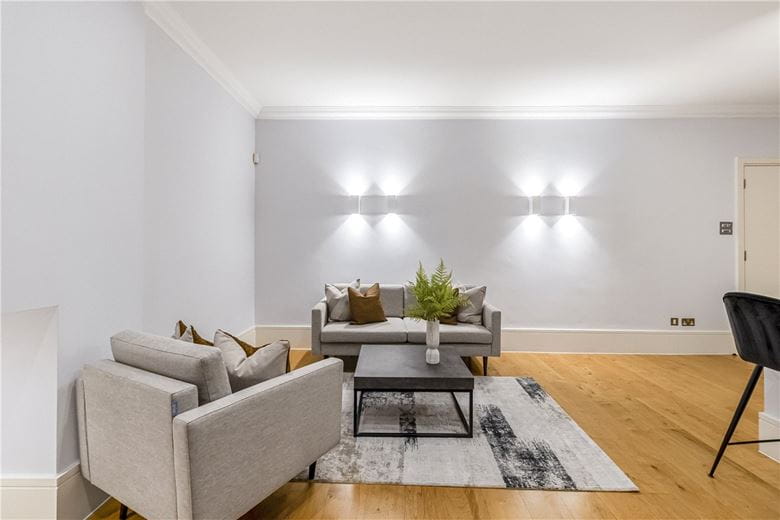 2 bedroom flat, Devonshire Place, Marylebone W1G - Let Agreed