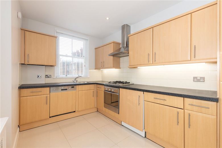 2 bedroom flat, Manchester Street, Marylebone W1U - Let Agreed